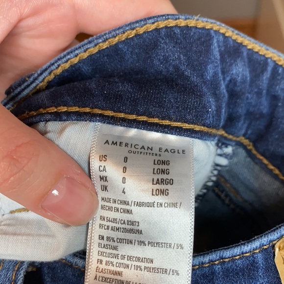 American eagle distressed jeans - Picture 4 of 4